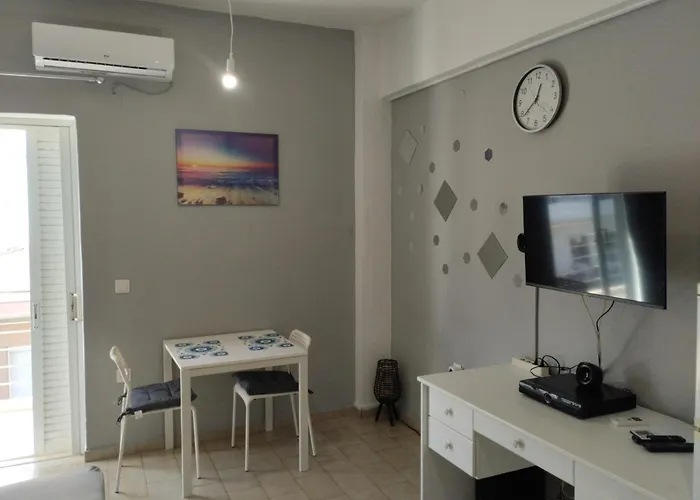 Cozy And Lovely House Διαμέρισμα *