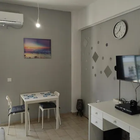 Cozy And Lovely House Διαμέρισμα *